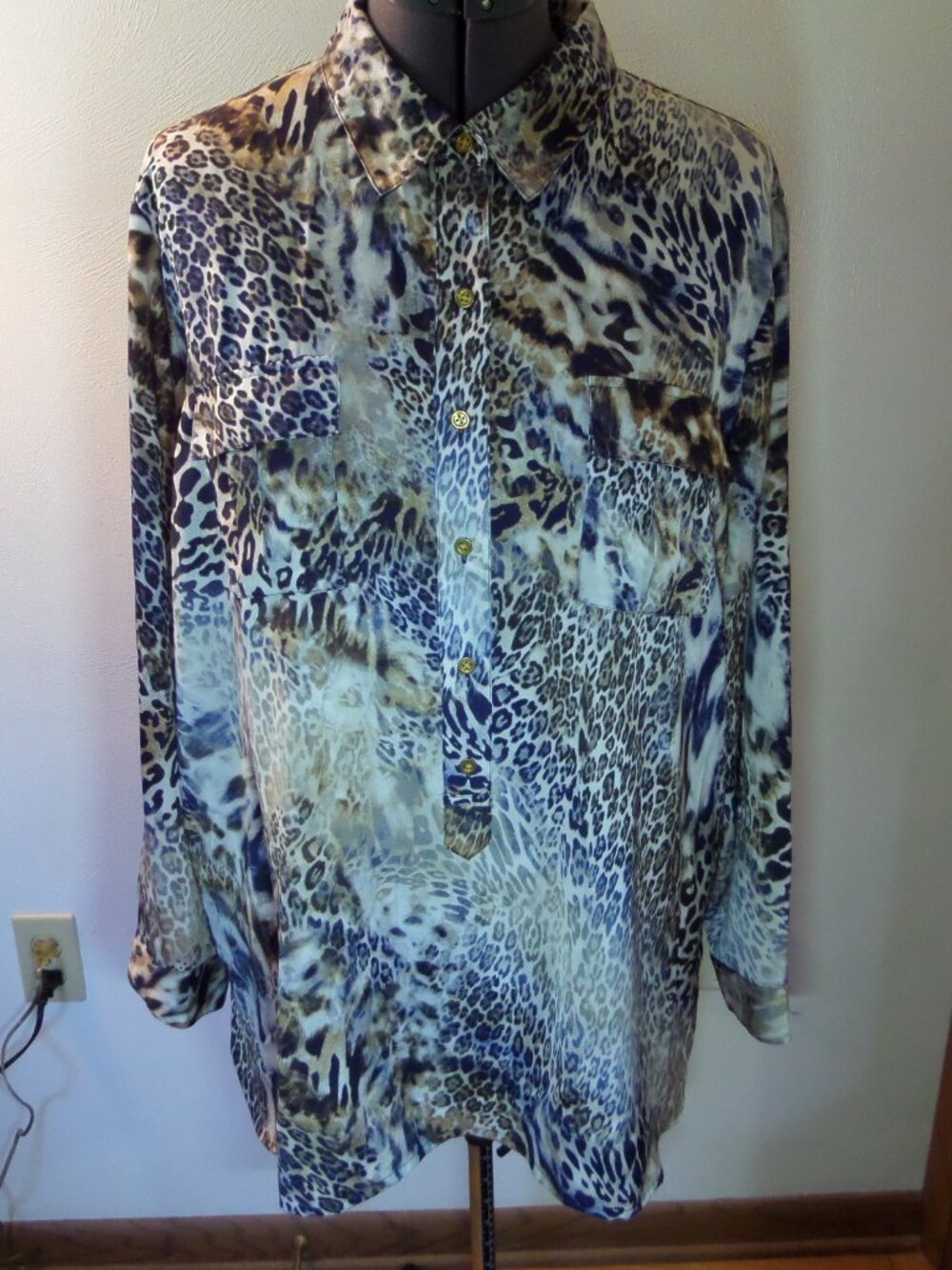 Chico's Women's Fall Long Sleeve Multi Color Animal Print Tunic Size 4 US XL
